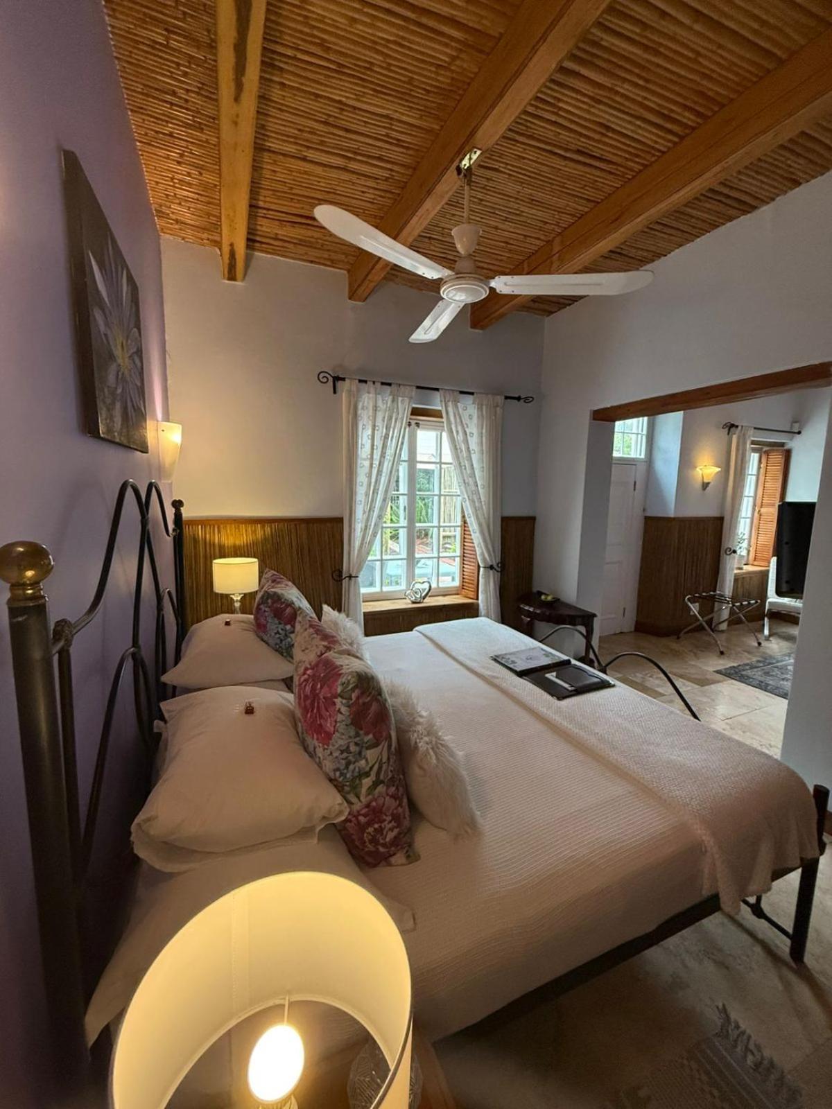 Rothman Manor Hotel Swellendam Room photo